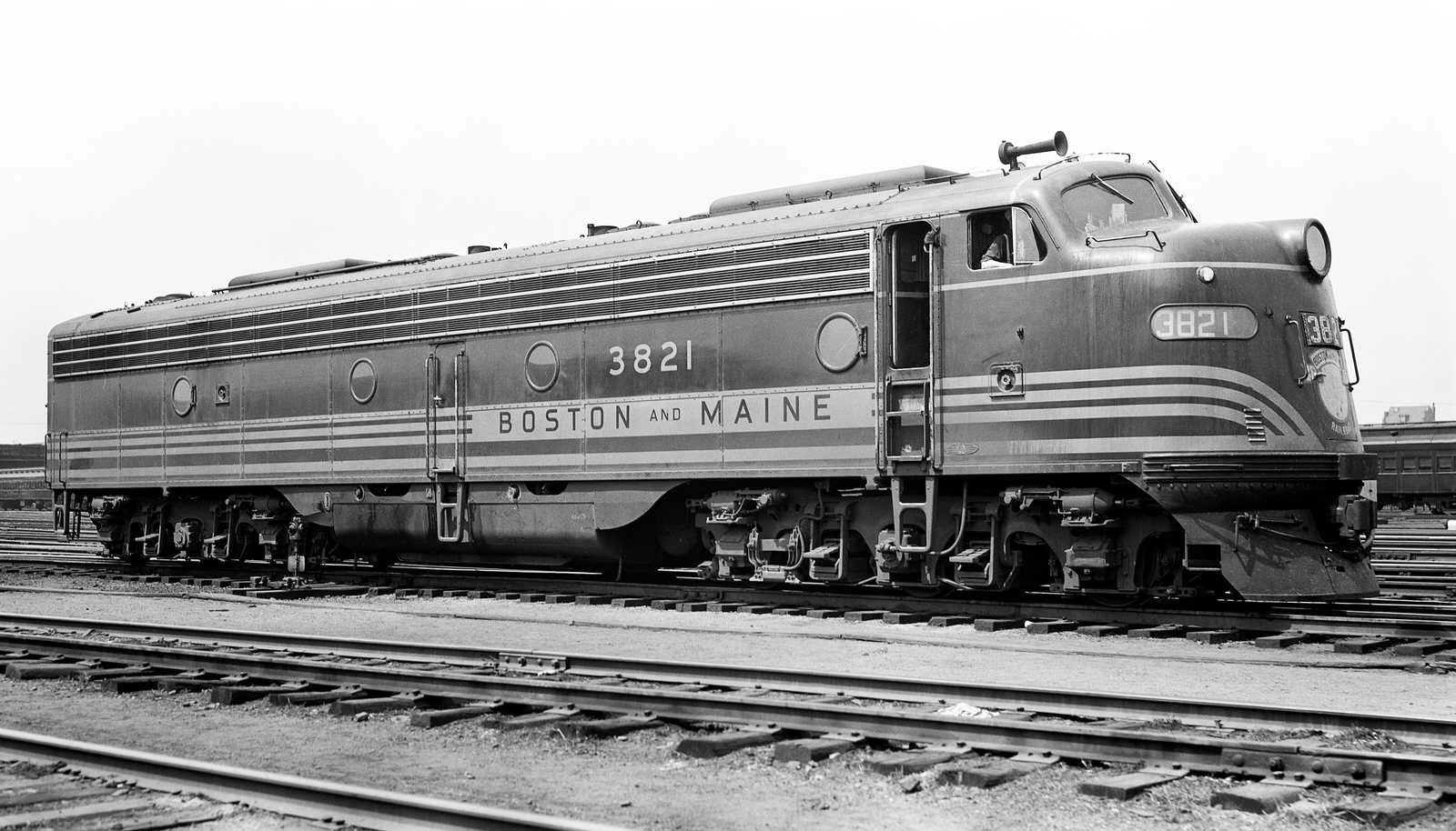 Boston & Maine E8 #3821 @ Boston, MA dring June 1953. (8x14)